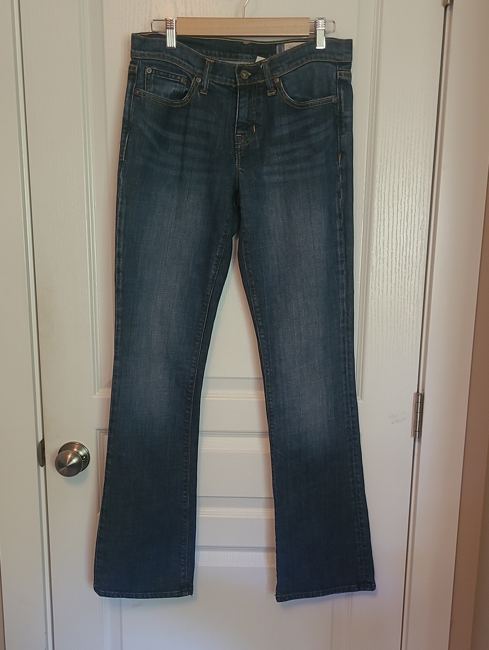 GAP Womens Boot-Cut Jeans in Medium Blue Size 6L